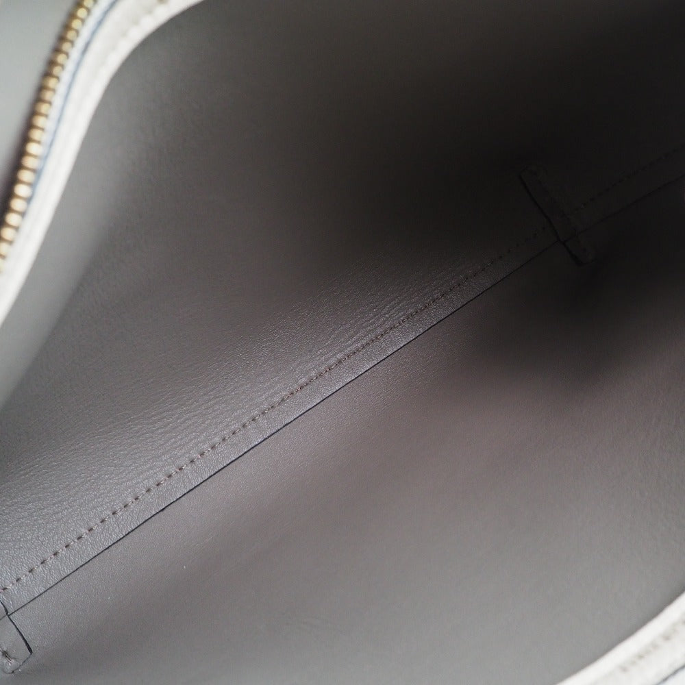 Burberry - Leather Clutch Bag ()