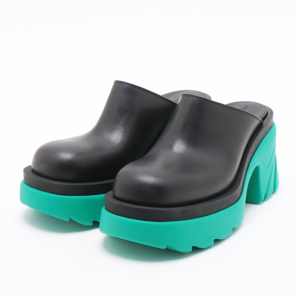 Bottega Veneta Flash Leather X Laver Mould 36 Black 668525