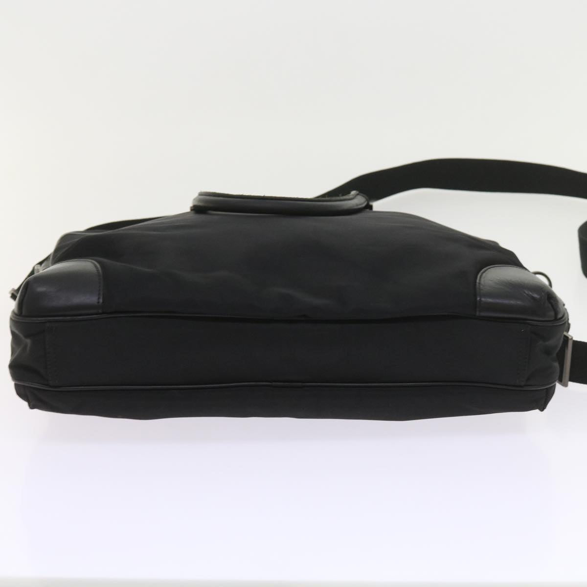 Burberry Synthetic Handbag ()