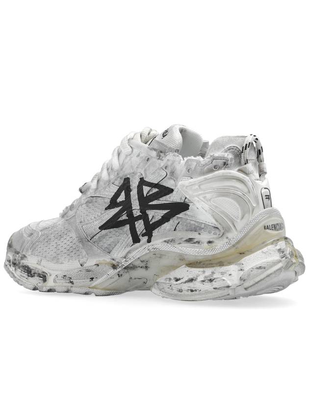 Balenciaga Runner Graffiti Low Top Sneakers White