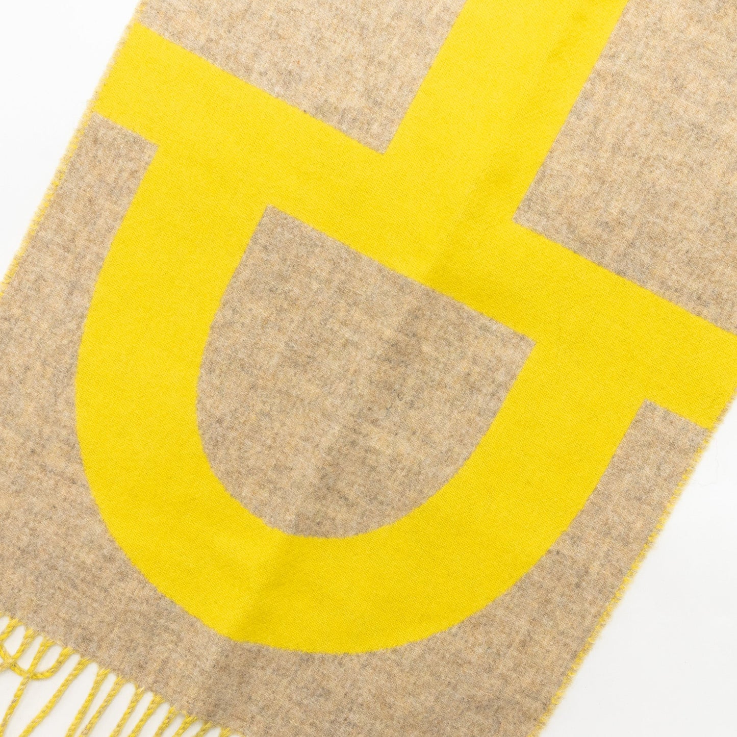 Hermes Casaque Grand Mors Muffler Cashmere Beige Chine/Jaune Acide