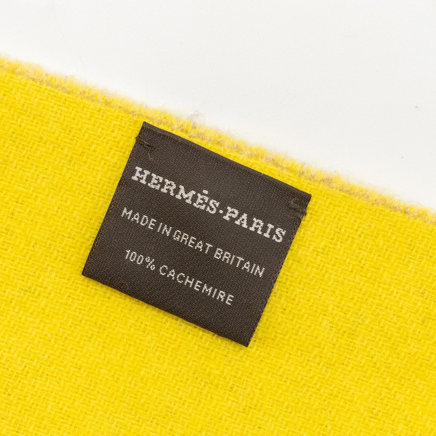 Hermes Casaque Grand Mors Muffler Cashmere Beige Chine/Jaune Acide