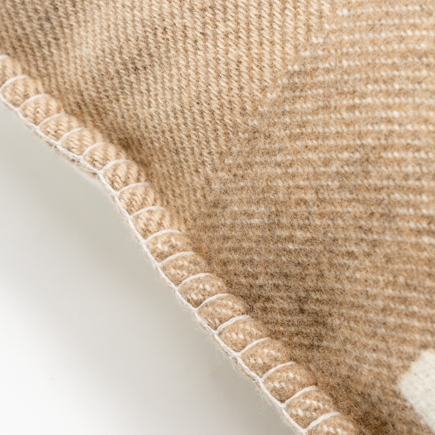 Hermes Avalon vibration pillow small model ecru / natural