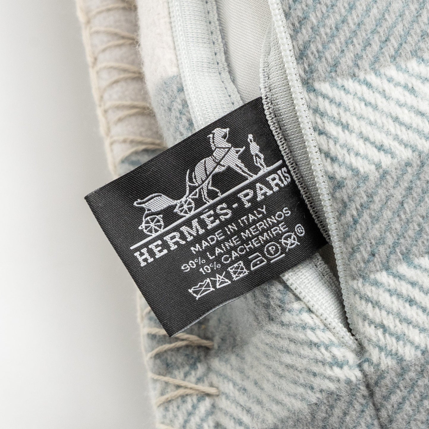 Hermes Ithaque Pillow Gris / perle