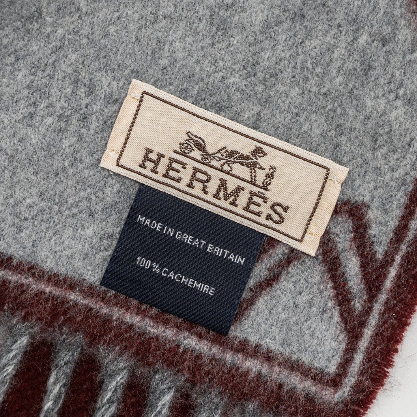 Hermes La Danse Des Chevaux Muffler Cashmere Bordeaux/ Gris Moyen/ Gris Clair