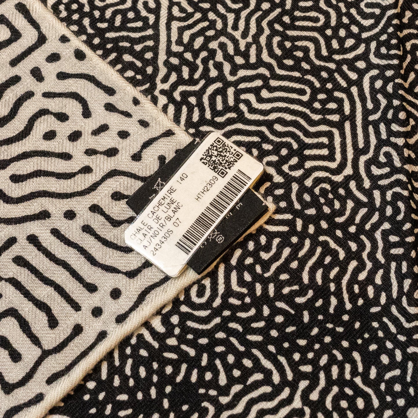 Hermes 140cm Clair de lune shawl / scarf cashmere / silk black / white