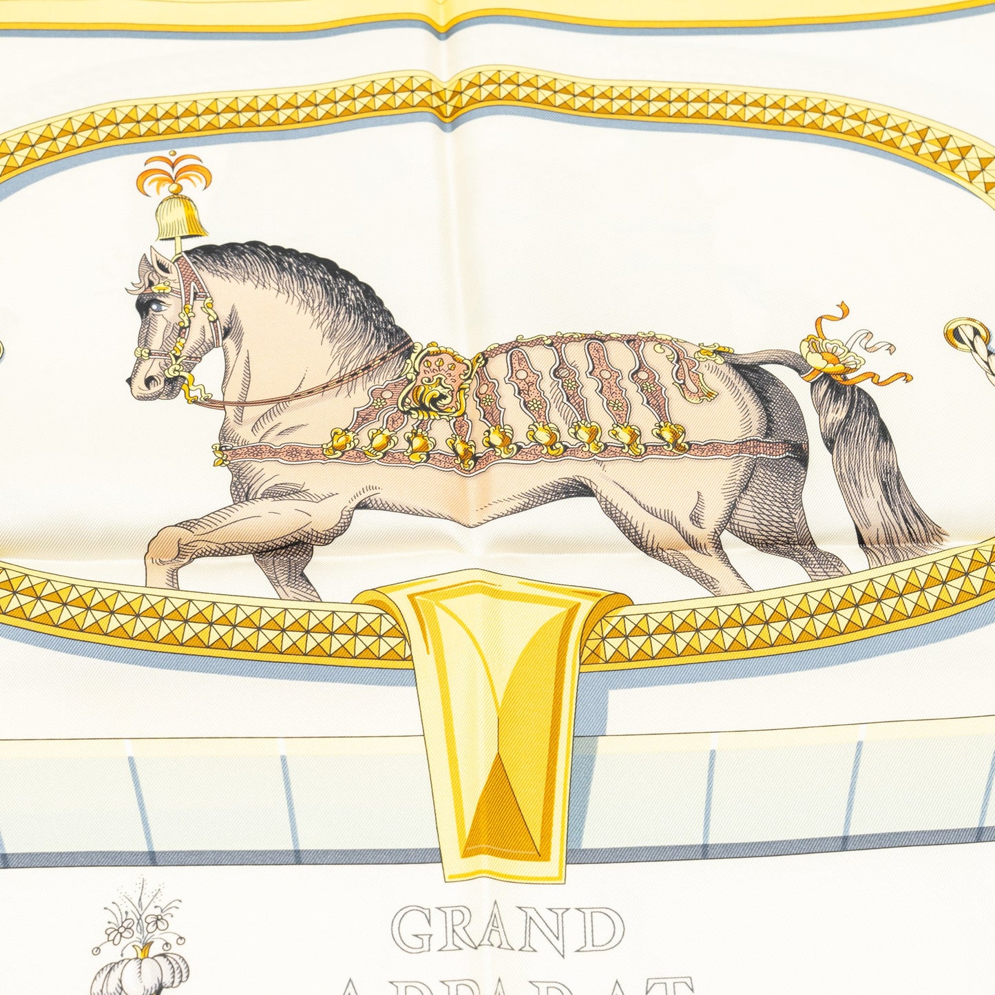 HERMES 90*90cm Silk Forever Scarf Grand Apparat Crème / Gold / Multicolore