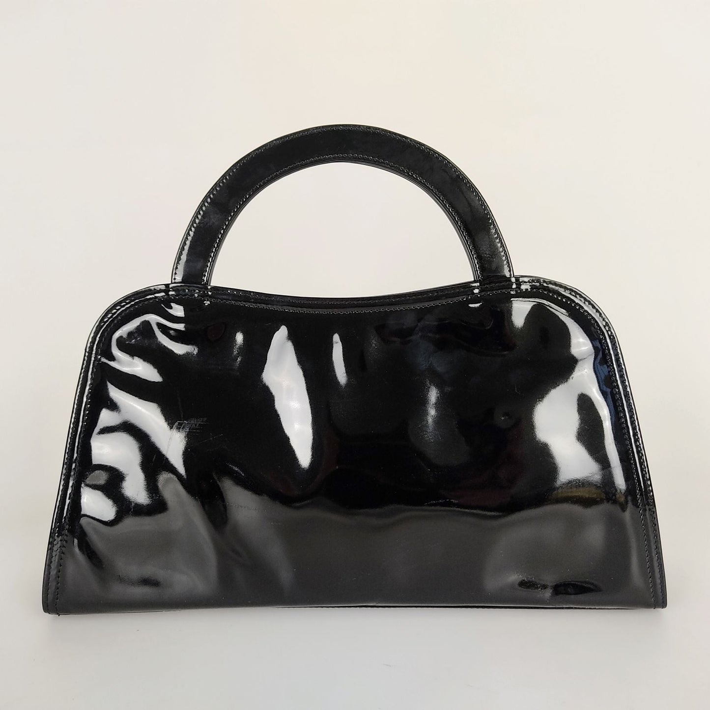 FENDI vintage handbag in black patent leather