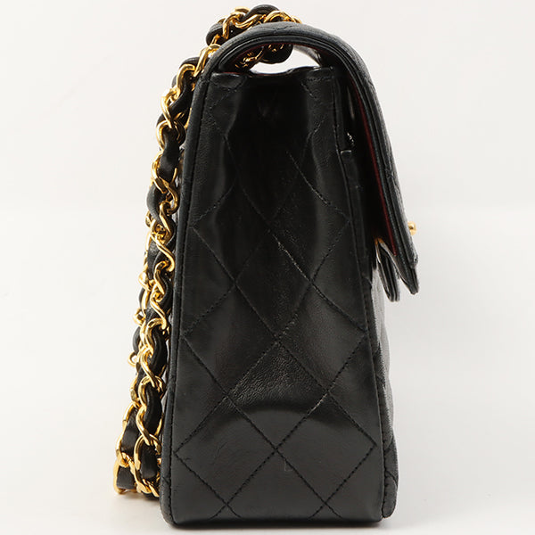 Chanel Around 1990 Made Design Flap Turn-Lock Chain Bag Black