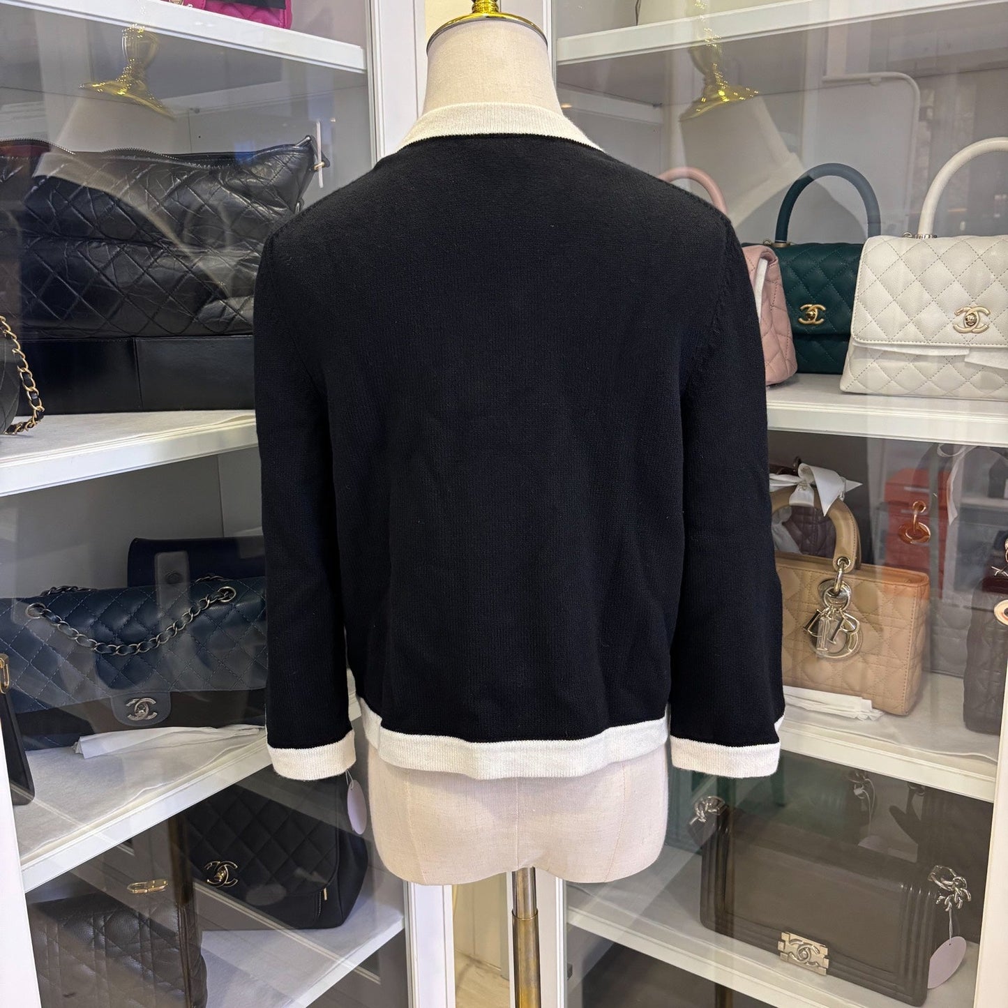 Chanel 25C Cardigan With CC Logo Buttons in Black / White mere Sz 38