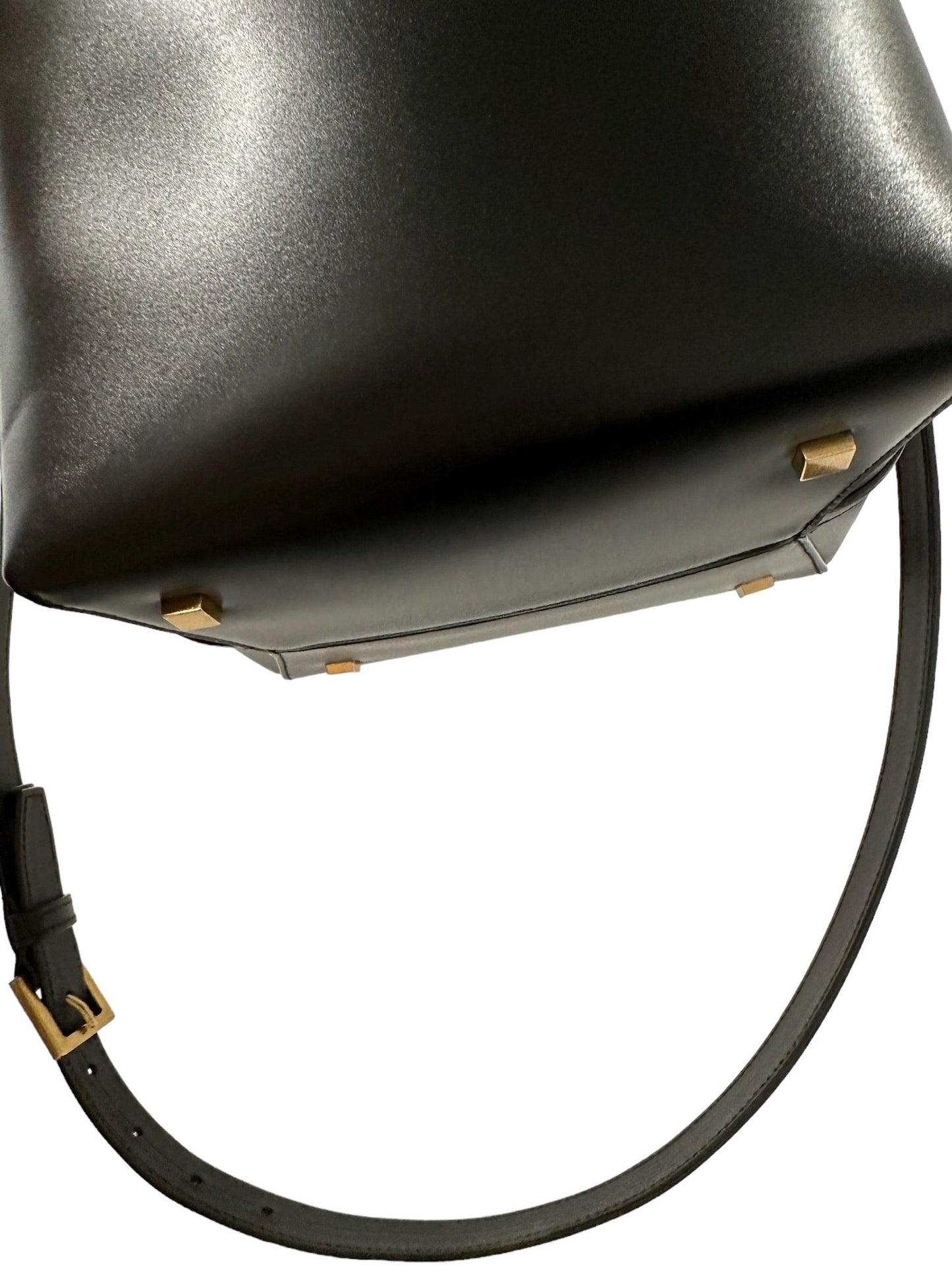 SAINT LAURENT - Black Smooth Leather Bucket Bag