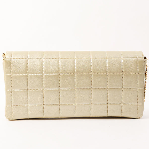 Chanel Around 2002 Made Chocolate Bar Turn-Lcok Chain Bag Champagne Gold