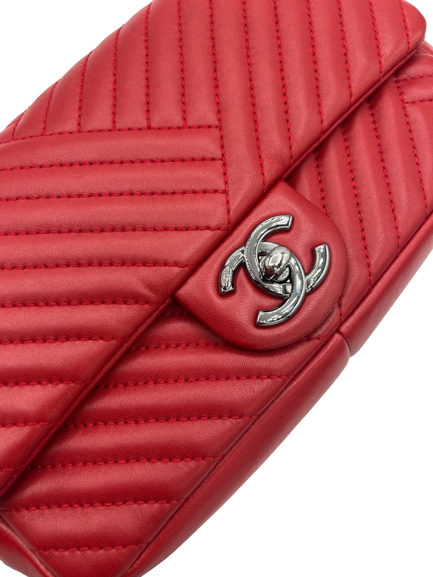 CHANEL - Red CC Crossing Flap Bag Chevron Lambskin