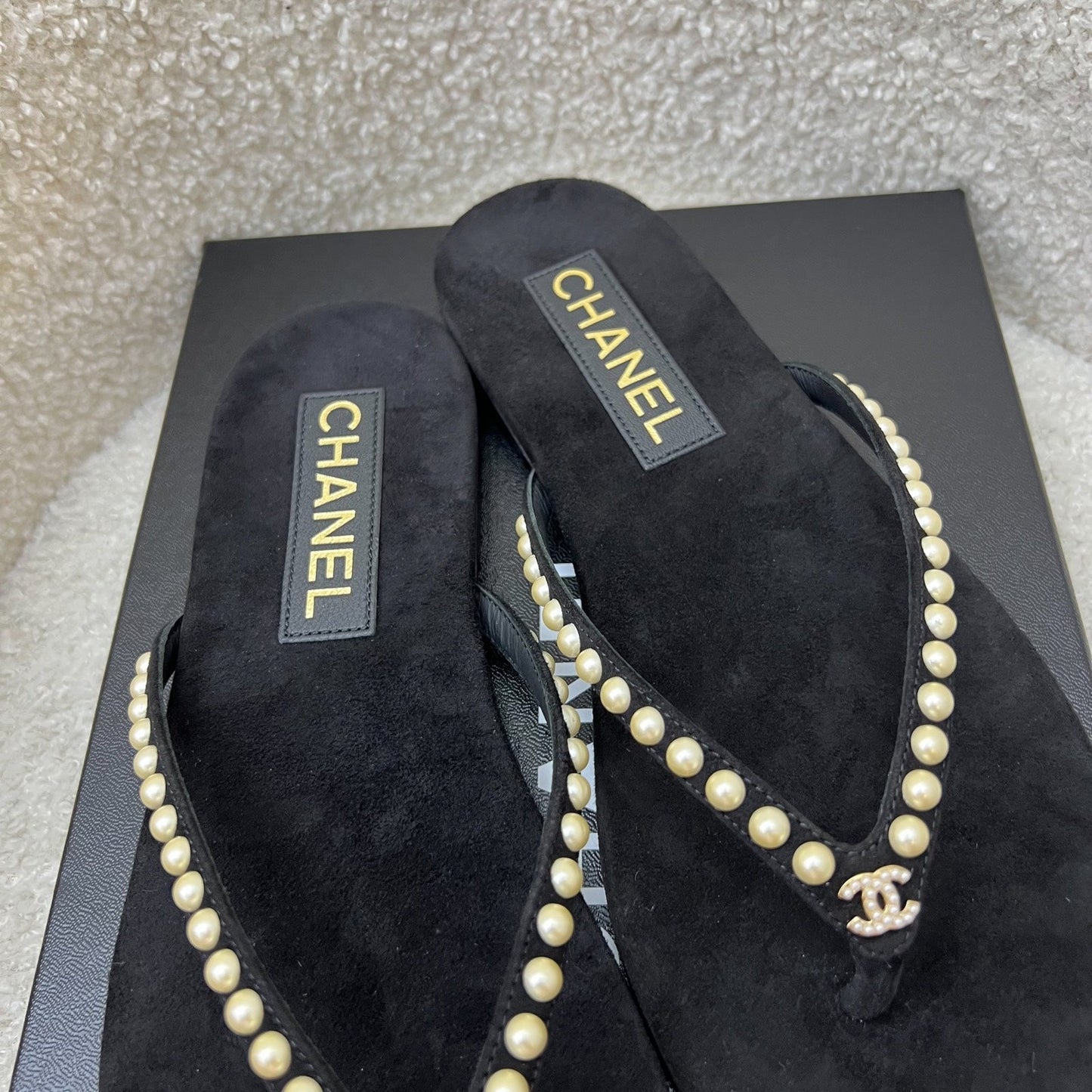 Chanel 25C Thongs with Imitation Pearls and CC Logo in Black Suede Sz 38 (Model: G46205)