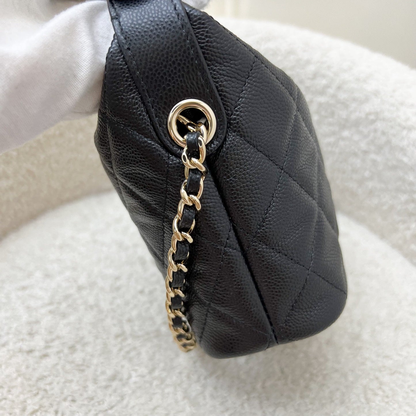 Chanel 25C Quilted Hobo Clutch on Chain in Black Caviar and LGHW (Model: AP4386)