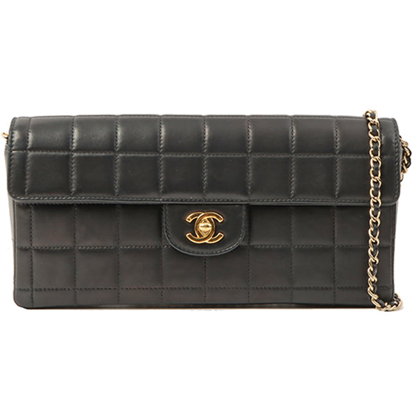 Chanel Around 2002 Made Chocolate Bar Turn-Lock Chain Bag Black