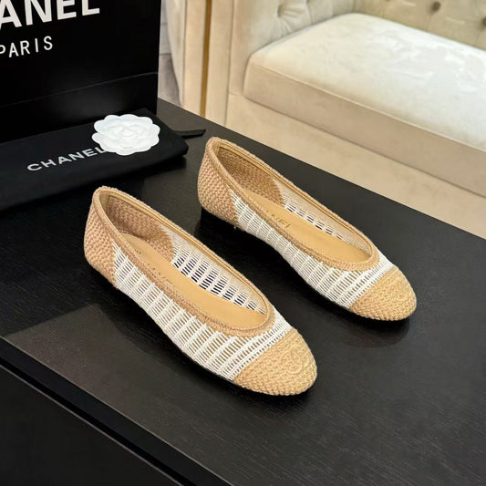 CHANEL 25 Ballet Flat White Beige Raffia