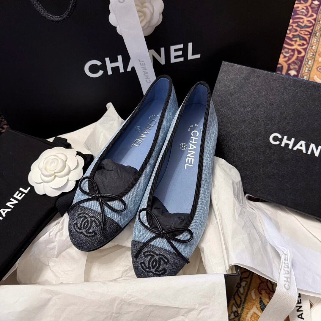 CHANEL 25 Ballet Flat Blue Denim White Quilted