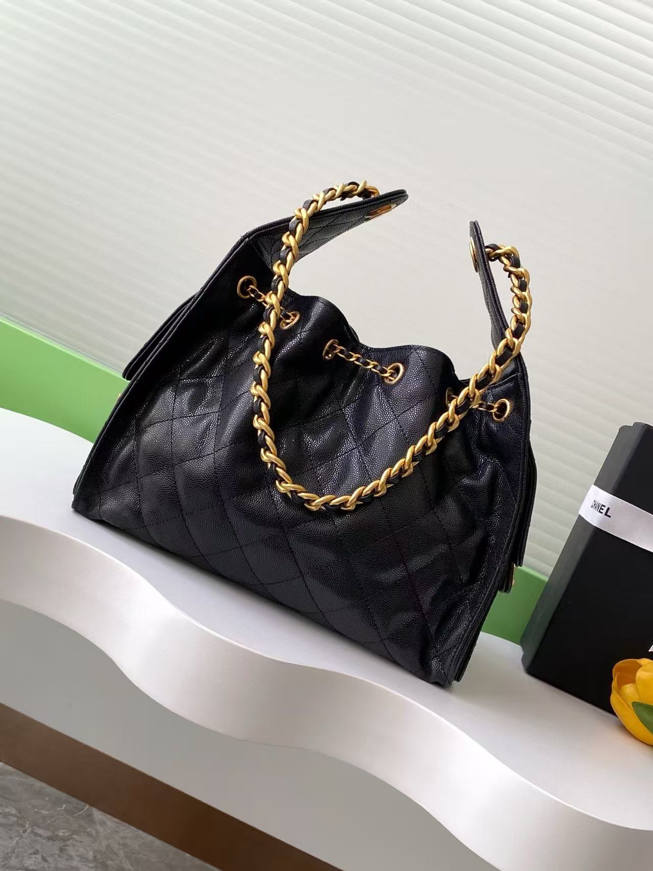CHANEL 25C Hobo Bag 30cm Black Grained Calfskin