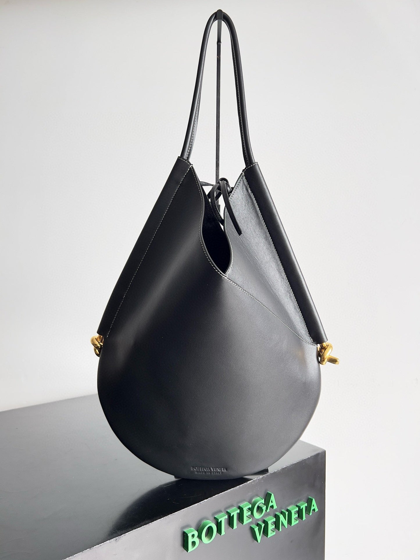 Bottega Veneta MEDIUM SOLSTICE 44 BLACK LAMBSKIN 74025