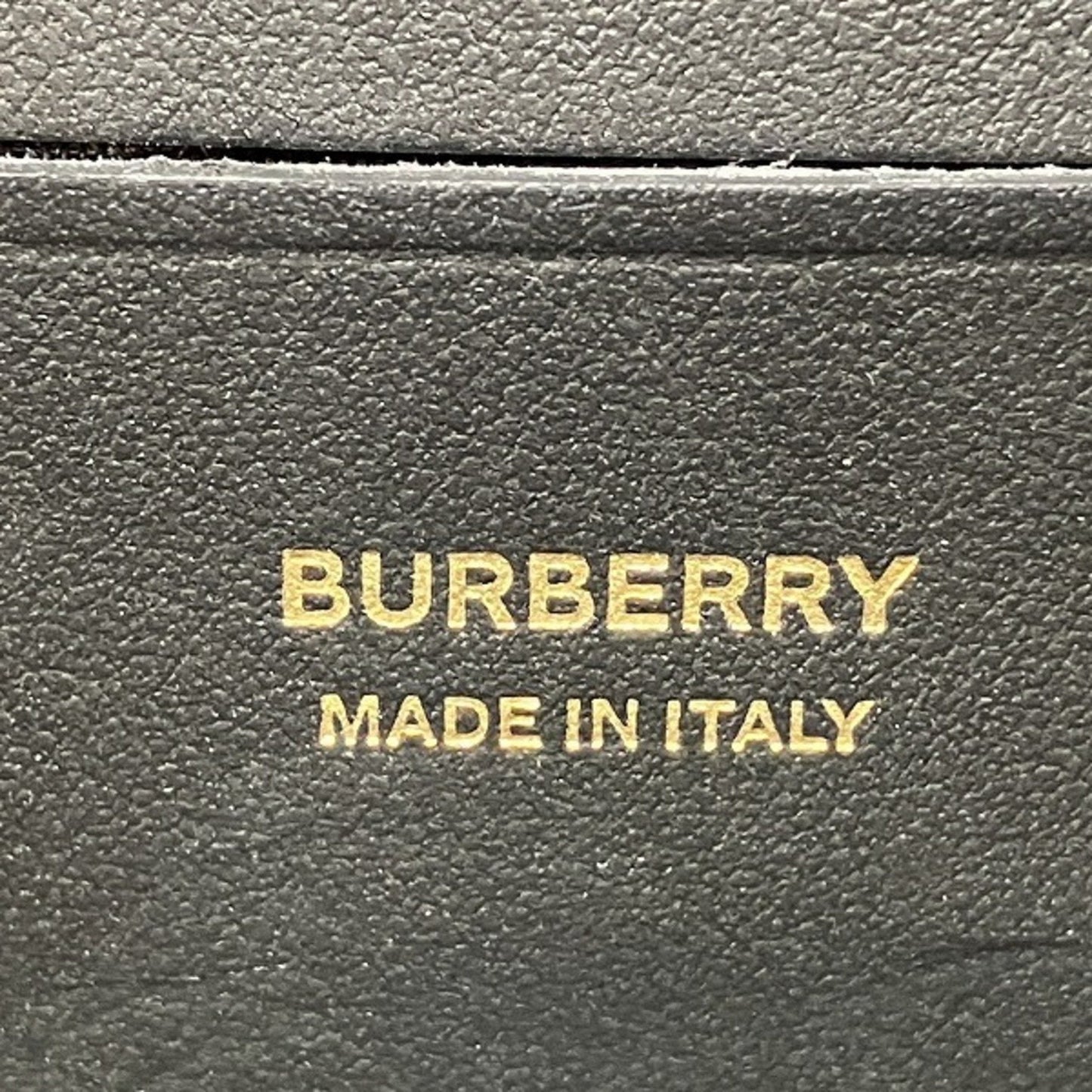 Burberry Leather Coin Purse/Coin Case ()