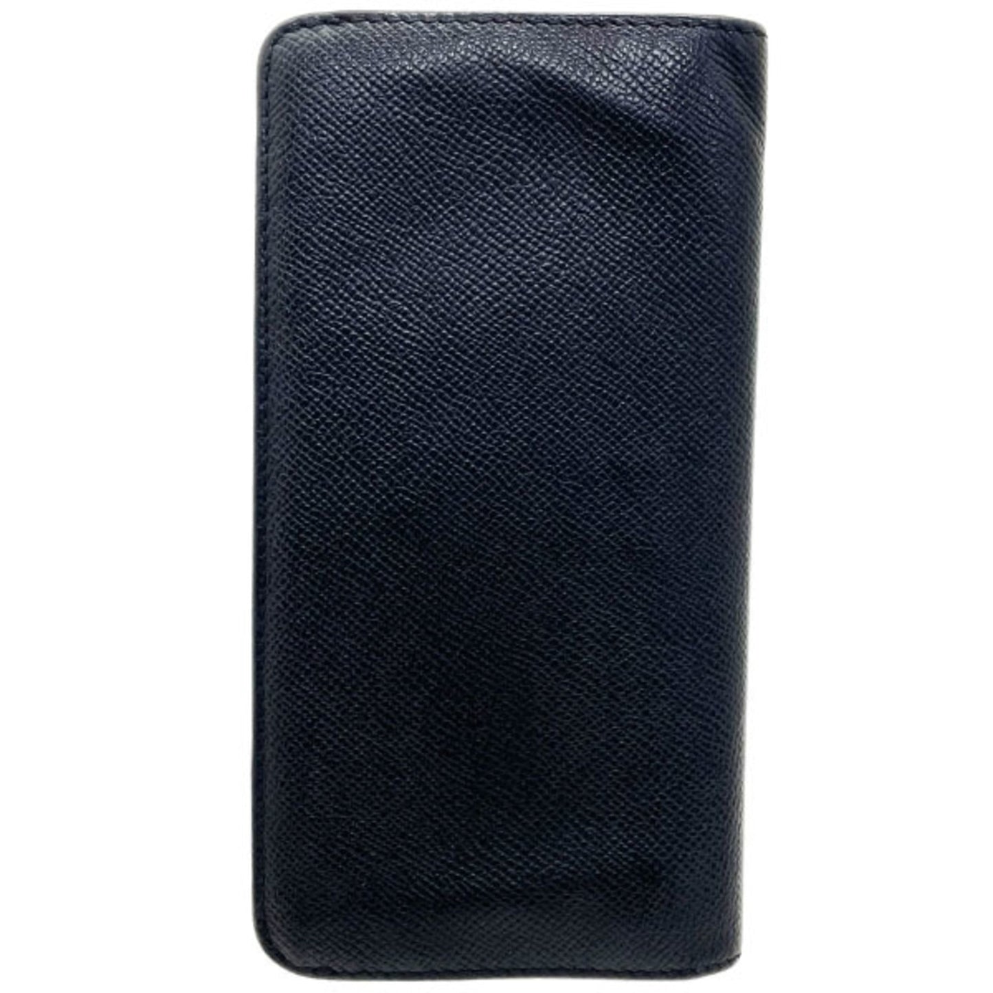Burberry Leather Long Wallet (Bi-Fold) ()