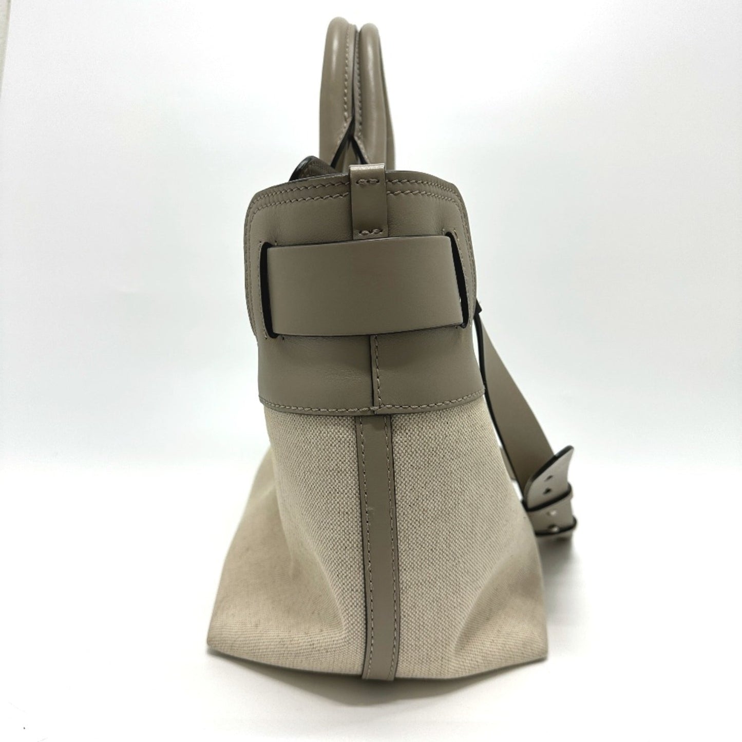 Burberry Other Handbag ()