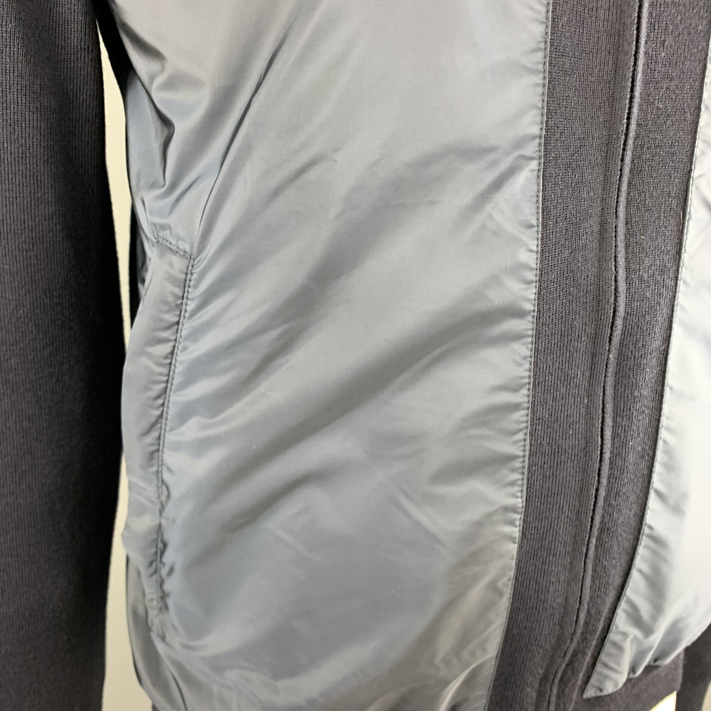 PRADA Size 42 Navy Nylon & Wool Zip Up High Collar Jacket