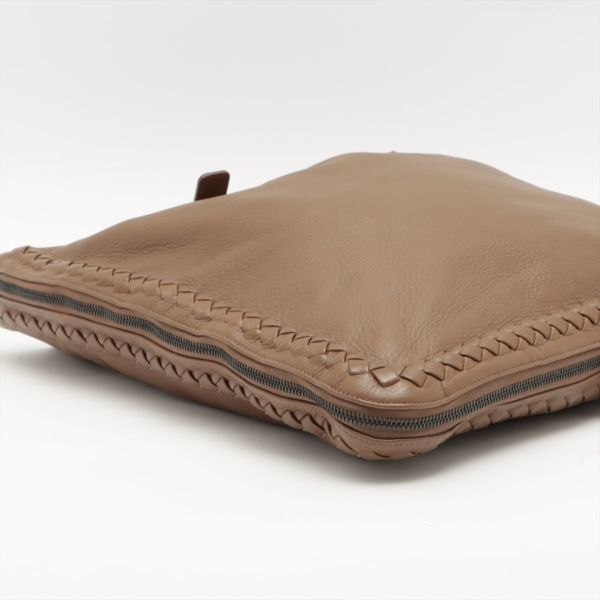 Bottega Veneta Intercourse Leather Toilet Bag Brown