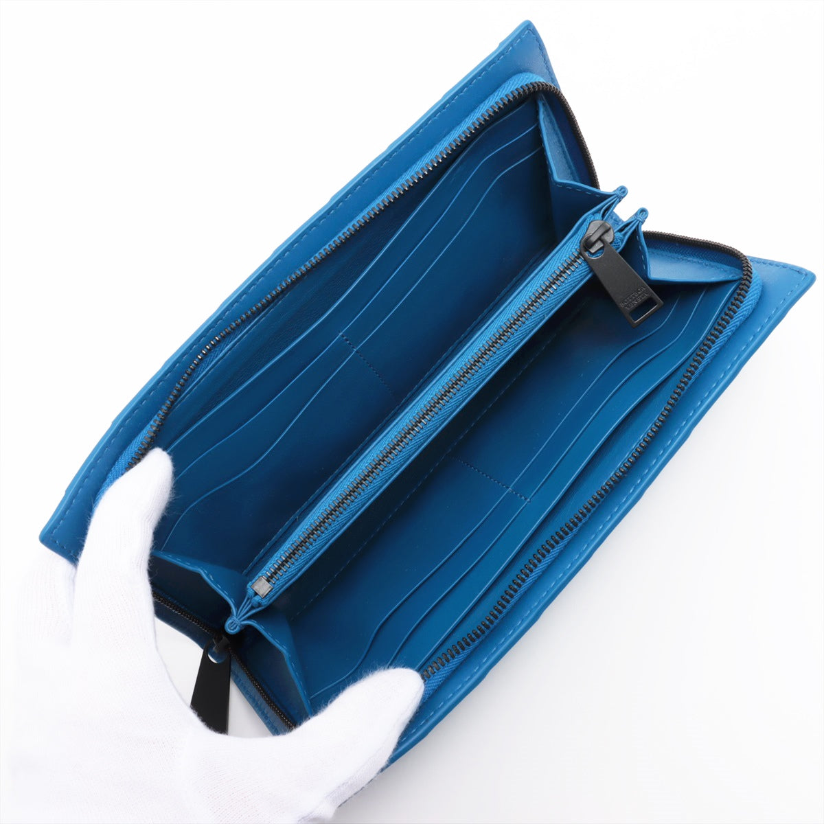 Bottega Veneta Intrecciato Leather Round Wallet Blue