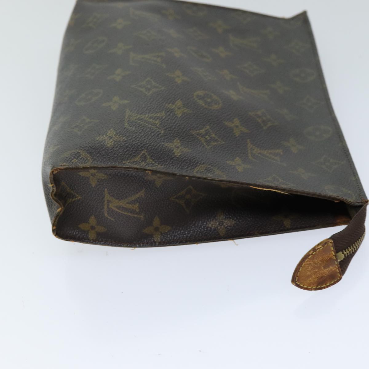 LOUIS VUITTON Monogram Poche Toilette 26 Pouch M47542 LV bs14591