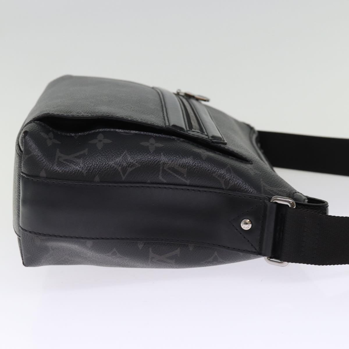 LOUIS VUITTON Monogram Eclipse Odyssey Messenger MM Bag M44224 LV bs14669