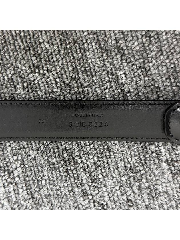CELINE Triomphe Taurillon Medium Leather Belt Black