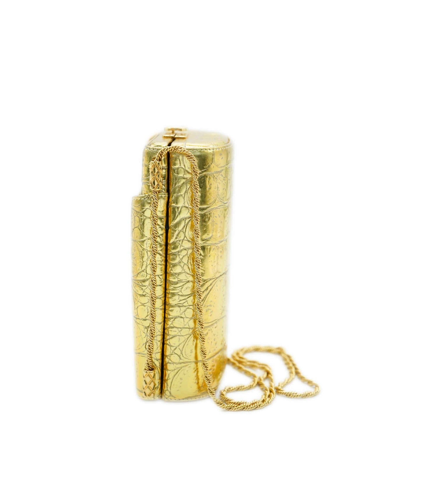 *COLLECTOR'S PIECE* CHANEL GOLD CROC EMBOSSED VANITY CASE BAG IN CALFSKIN LEATHER WITH GOLD HARDWARE DXBS2073