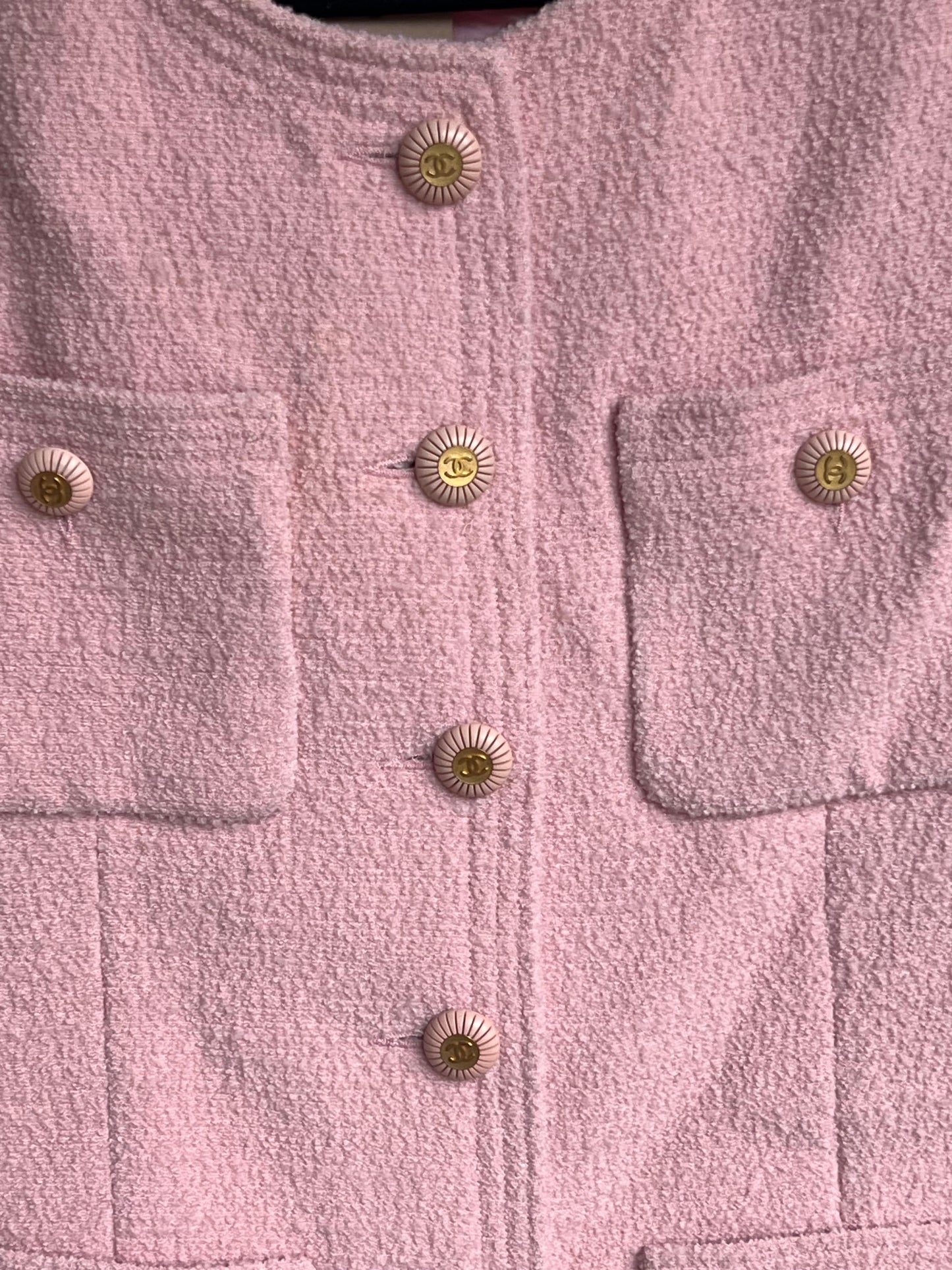 Chanel 93P pink tweed suit UKL1432