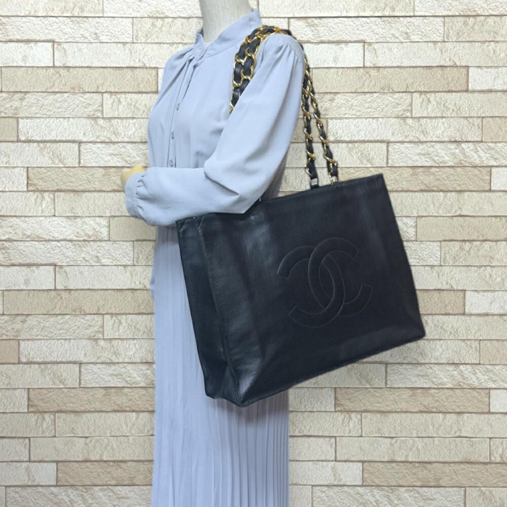 Black Leather Chanel Tote