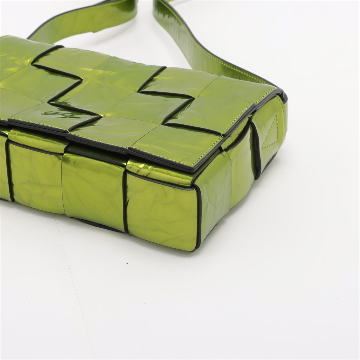 Bottega Veneta Maxi Inlet Padette Leather Shoulder Bag Green