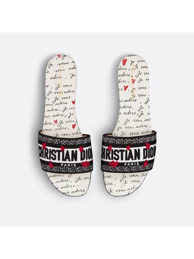 Amour Dway Slippers White Dior
