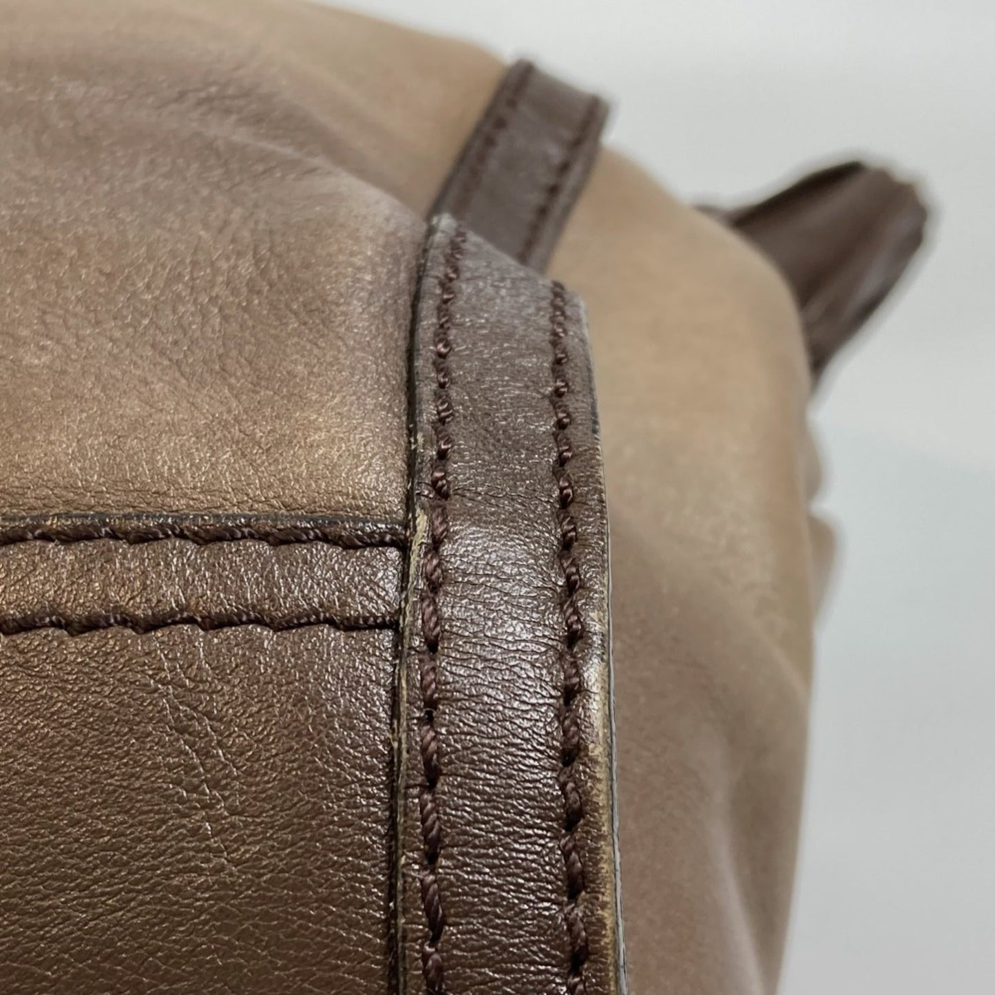 Burberry Leather Tote Bag ()