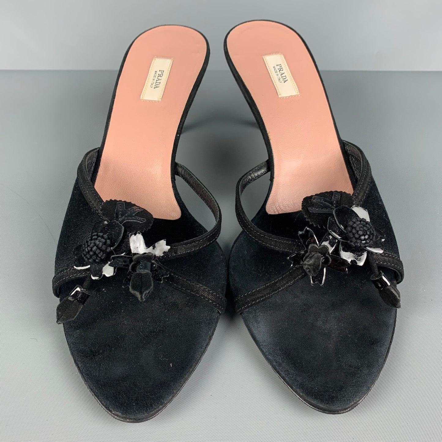 PRADA Size 8 Black Silk Aplique Patent Leather Kitten Heel Sandals