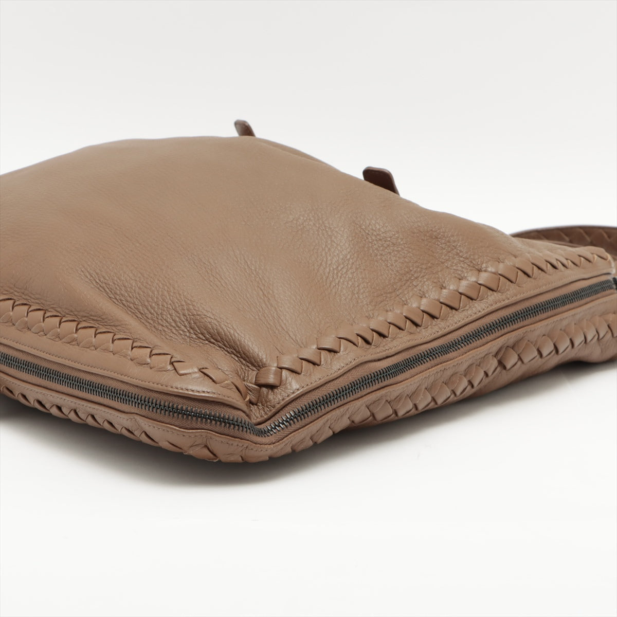 Bottega Veneta Intercourse Leather Toilet Bag Brown