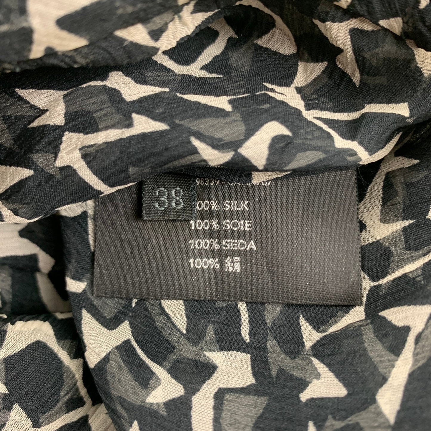 PRADA Size 2 Black White Silk Short Sleeve Blouse