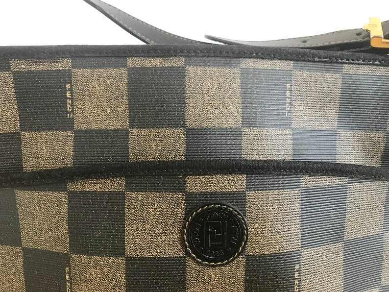 FENDI Vintage pecan chess pattern shoulder bag with FF logo motif