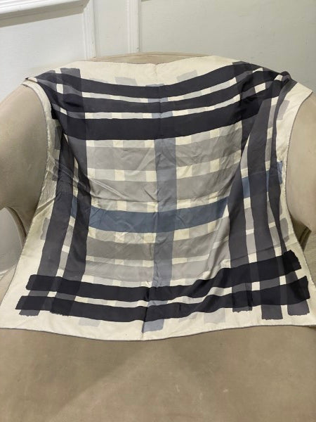 Burberry Bicolor Square Scarf