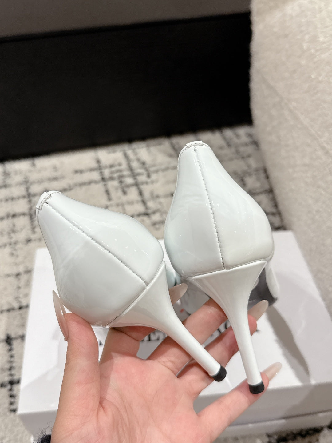 Balanciaga POINTED HIGH PUMPS IN WHITE PATENT CALFSKIN WITH CRYSTAL BUCKLE