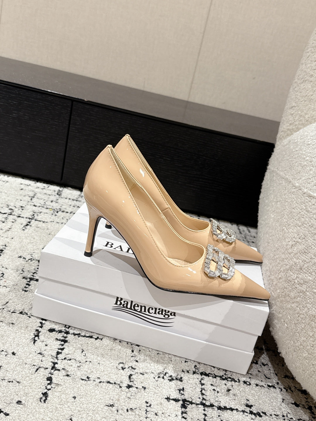 Balanciaga POINTED HIGH PUMPS IN LUXE BEIGE PATENT CALFSKIN WITH CRYSTAL BUCKLE