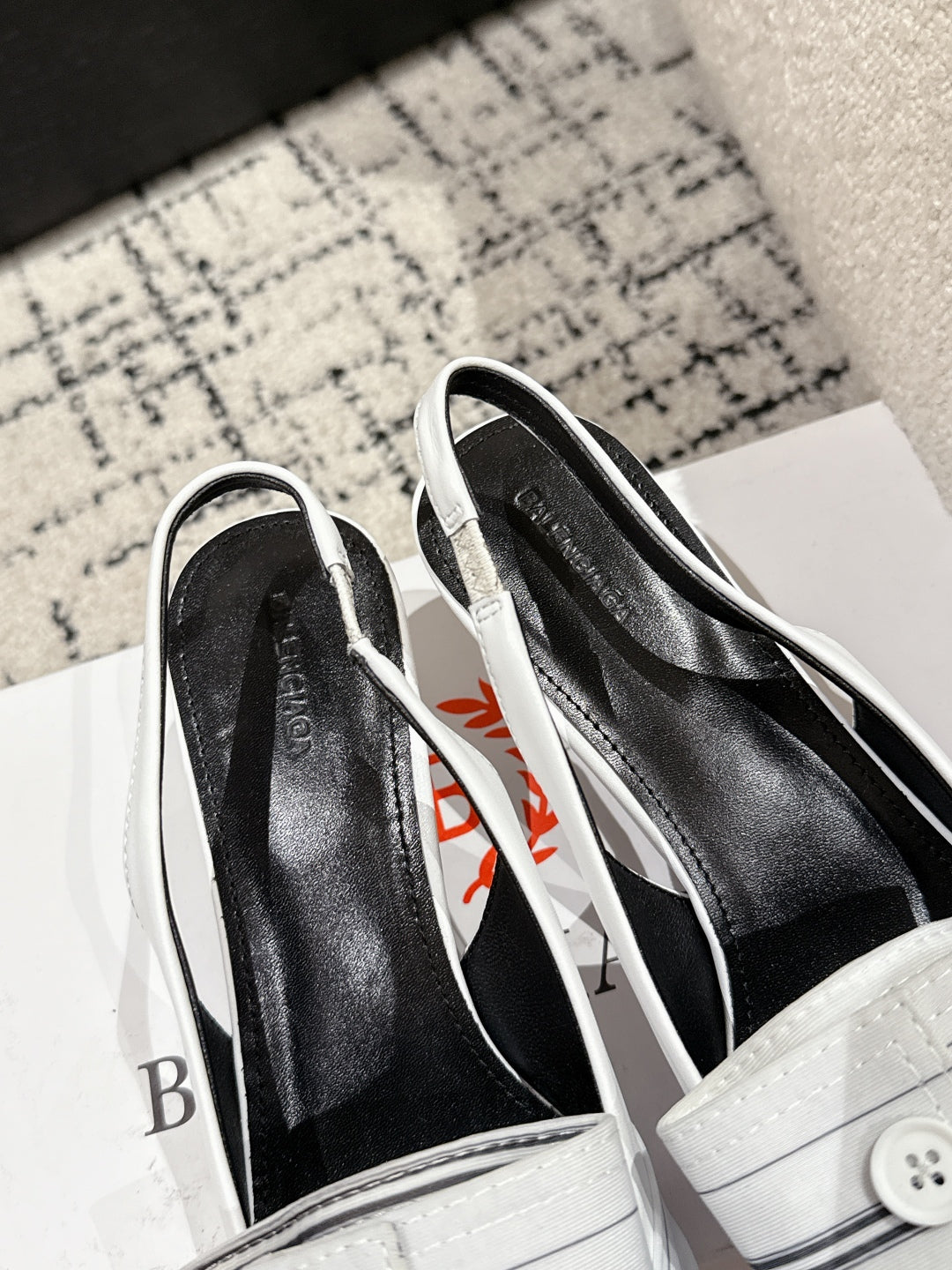 Balanciaga KNIFE CHEMISE 45MM SLINGBACK IN WHITE MIX BLACK COTTON AND CALFSKIN