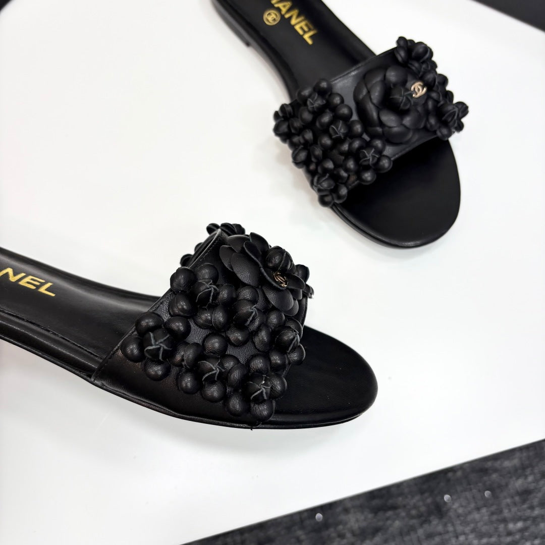 CHANEL 25C Mules Flower Black Calfskin