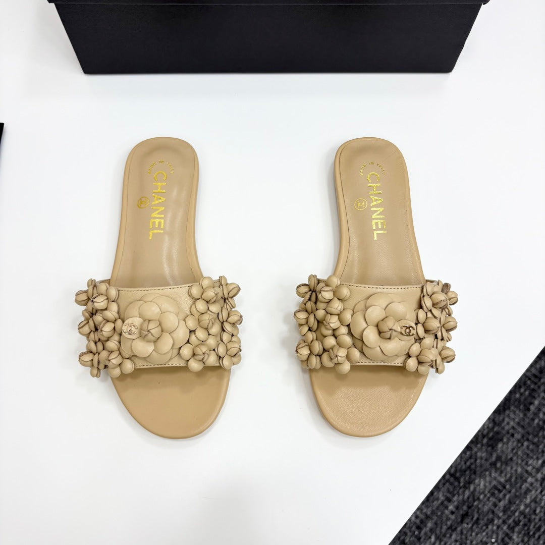 CHANEL 25C Mules Flower Beige Calfskin
