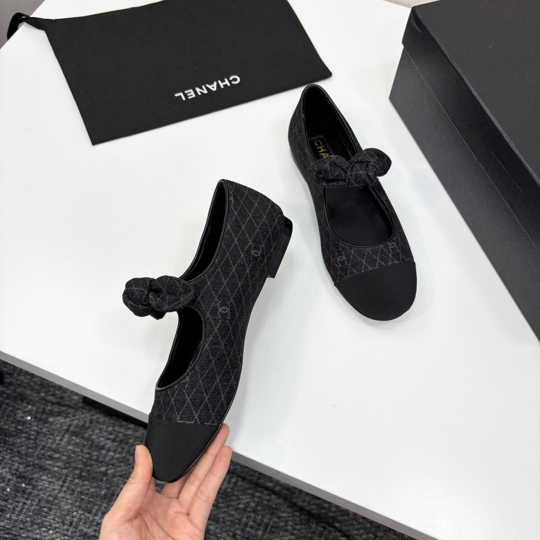 CHANEL 25 Mary Jane Flats Fabric and Sheepskin 270785